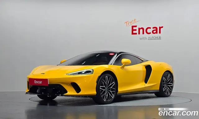 McLaren GT, 2022, 7 977 км