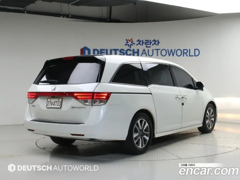 Honda Odyssey 2015 3.5 АКПП, фото 2 Honda Odyssey 2015 3.5 АКПП, фото 2