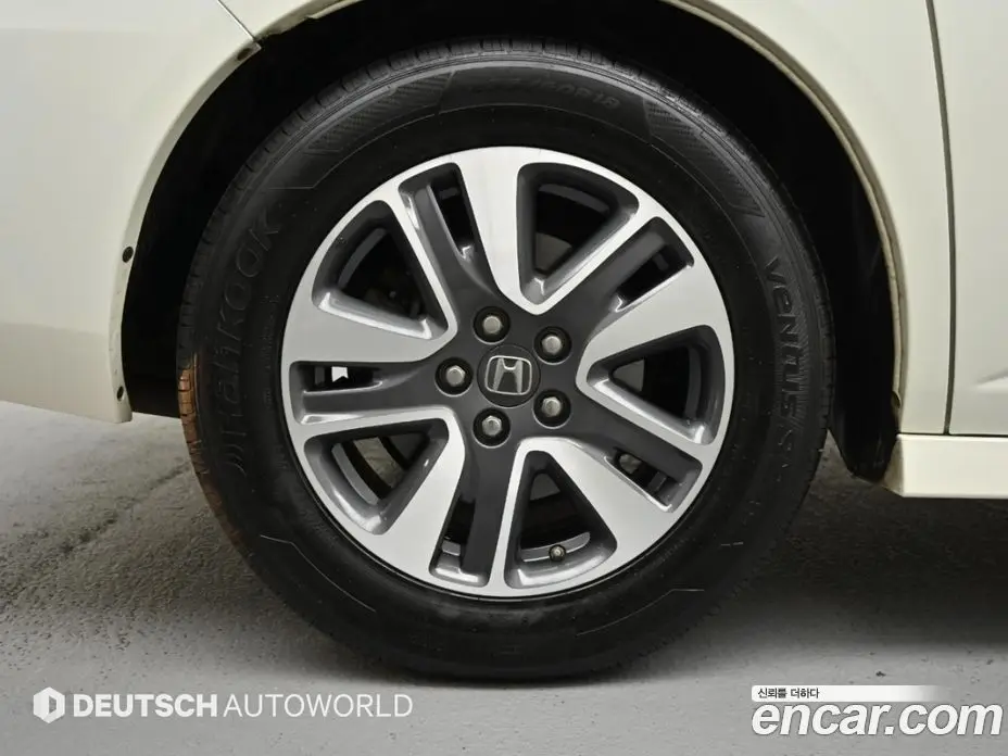 Honda Odyssey 2015 3.5 АКПП, фото 5 Honda Odyssey 2015 3.5 АКПП, фото 5