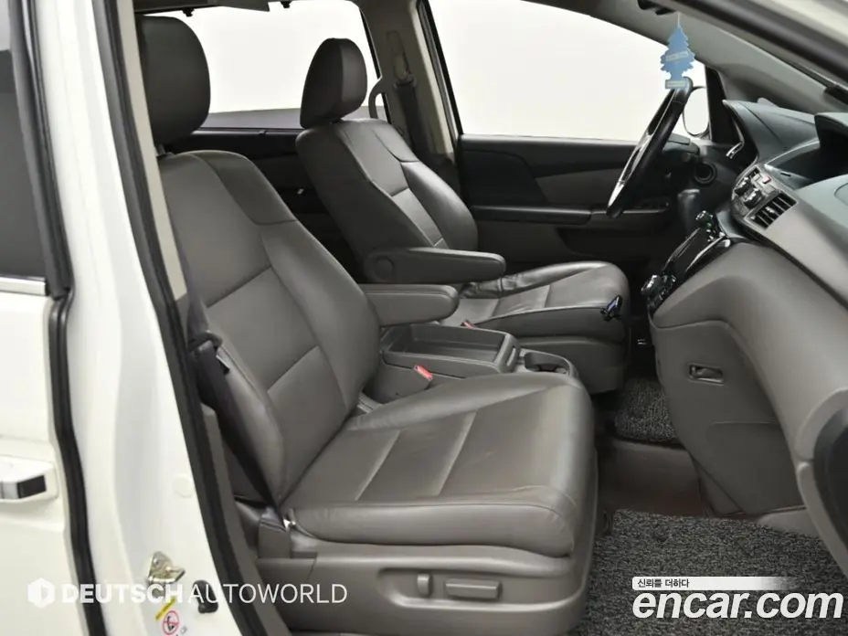 Honda Odyssey 2015 3.5 АКПП, фото 10 Honda Odyssey 2015 3.5 АКПП, фото 10