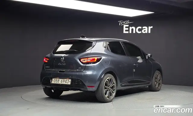 Renault (Samsung) Clio 2018 1.5 АКПП, миниатюра 2