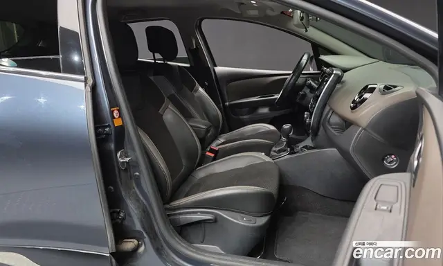 Renault (Samsung) Clio 2018 1.5 АКПП, миниатюра 11