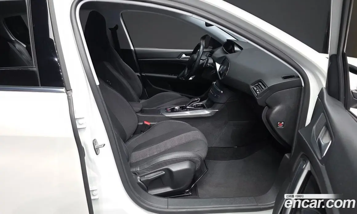 Peugeot 308 2019 1.5 АКПП, фото 11