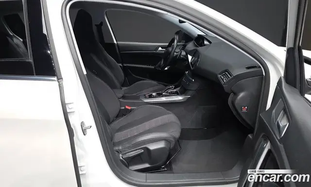 Peugeot 308 2019 1.5 АКПП, миниатюра 11