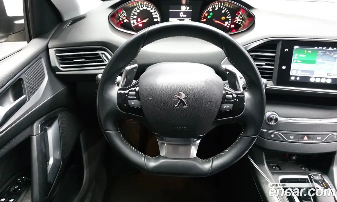 Peugeot 308 2019 1.5 АКПП, фото 13
