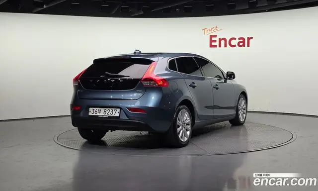 Volvo V40 2014 1.6 АКПП, миниатюра 2