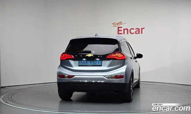 Chevrolet Bolt EV 2018 0.2 АКПП, миниатюра 4 Chevrolet Bolt EV 2018 0.2 АКПП, миниатюра 4