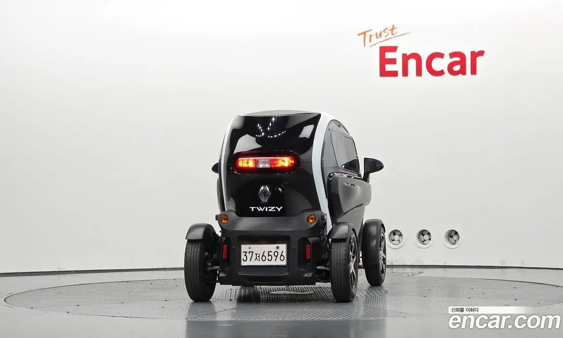 Renault (Samsung) Twizy 2018 0.1 АКПП, фото 3