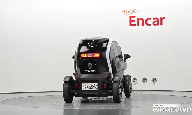 Renault (Samsung) Twizy 2018 0.1 АКПП, миниатюра 3