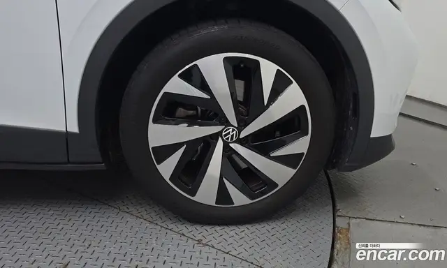 Volkswagen ID.4 2023 0.2 АКПП, миниатюра 7