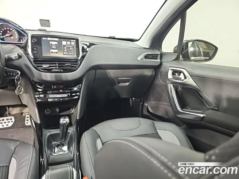 Peugeot 2008 2015 1.6 АКПП, фото 11 Peugeot 2008 2015 1.6 АКПП, фото 11