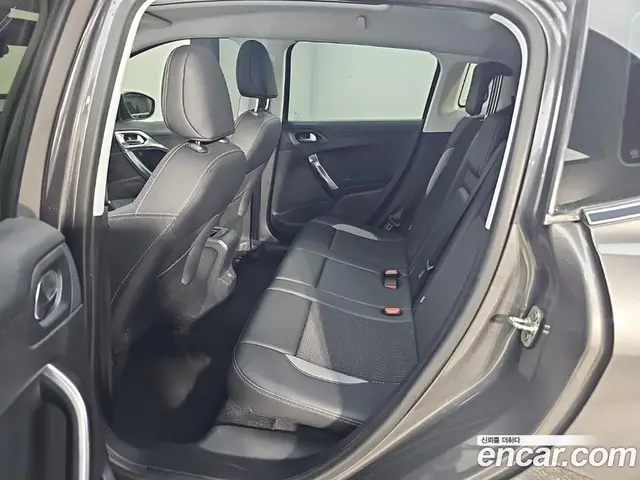 Peugeot 2008 2015 1.6 АКПП, миниатюра 12