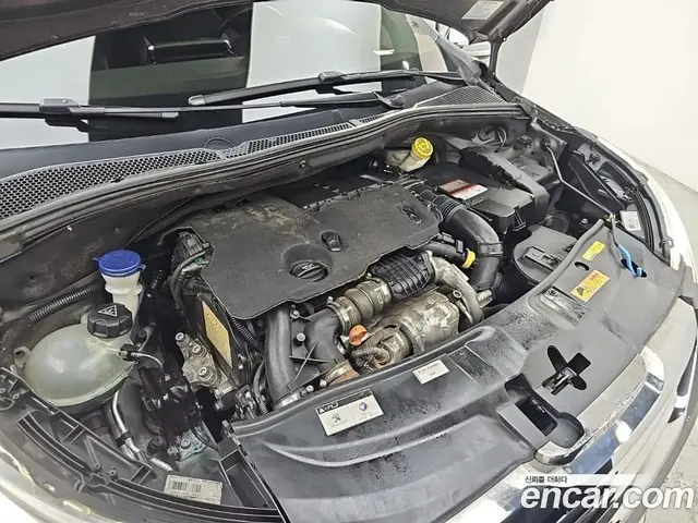 Peugeot 2008 2015 1.6 АКПП, миниатюра 6 Peugeot 2008 2015 1.6 АКПП, миниатюра 6
