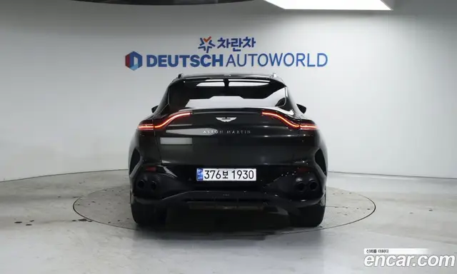 Aston Martin DBX 2023 4.0 АКПП, миниатюра 4