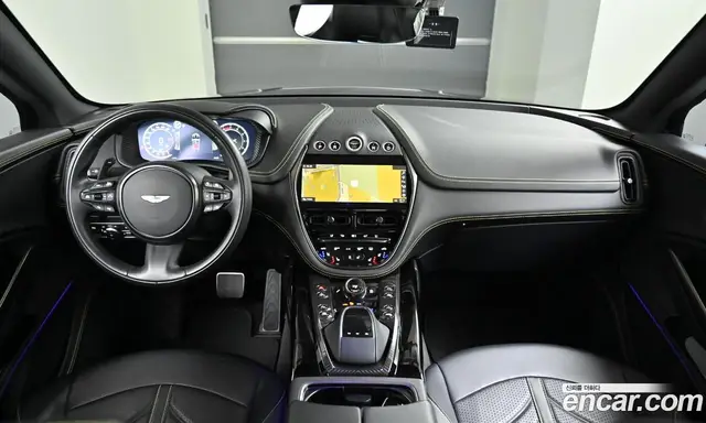 Aston Martin DBX 2023 4.0 АКПП, миниатюра 7