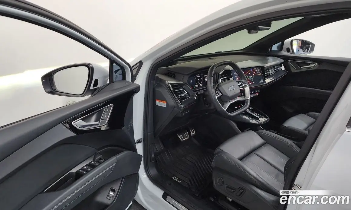 Audi Q4 e-tron 2023 0.2 АКПП, фото 13