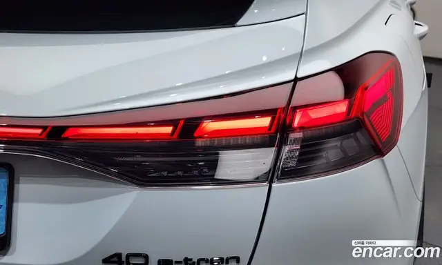 Audi Q4 e-tron 2023 0.2 АКПП, миниатюра 9