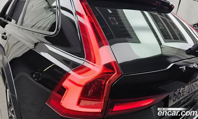 Volvo V90 2018 2.0 АКПП, миниатюра 9