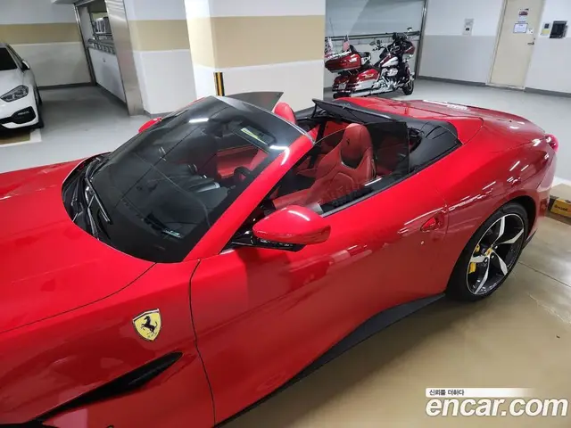 Ferrari Portofino 2023 3.9 АКПП, миниатюра 10 Ferrari Portofino 2023 3.9 АКПП, миниатюра 10