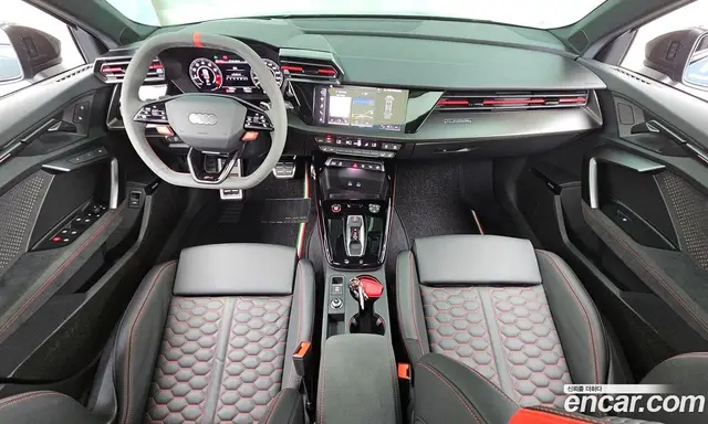 Audi RS3 2026 2.5 АКПП, миниатюра 10 Audi RS3 2026 2.5 АКПП, миниатюра 10