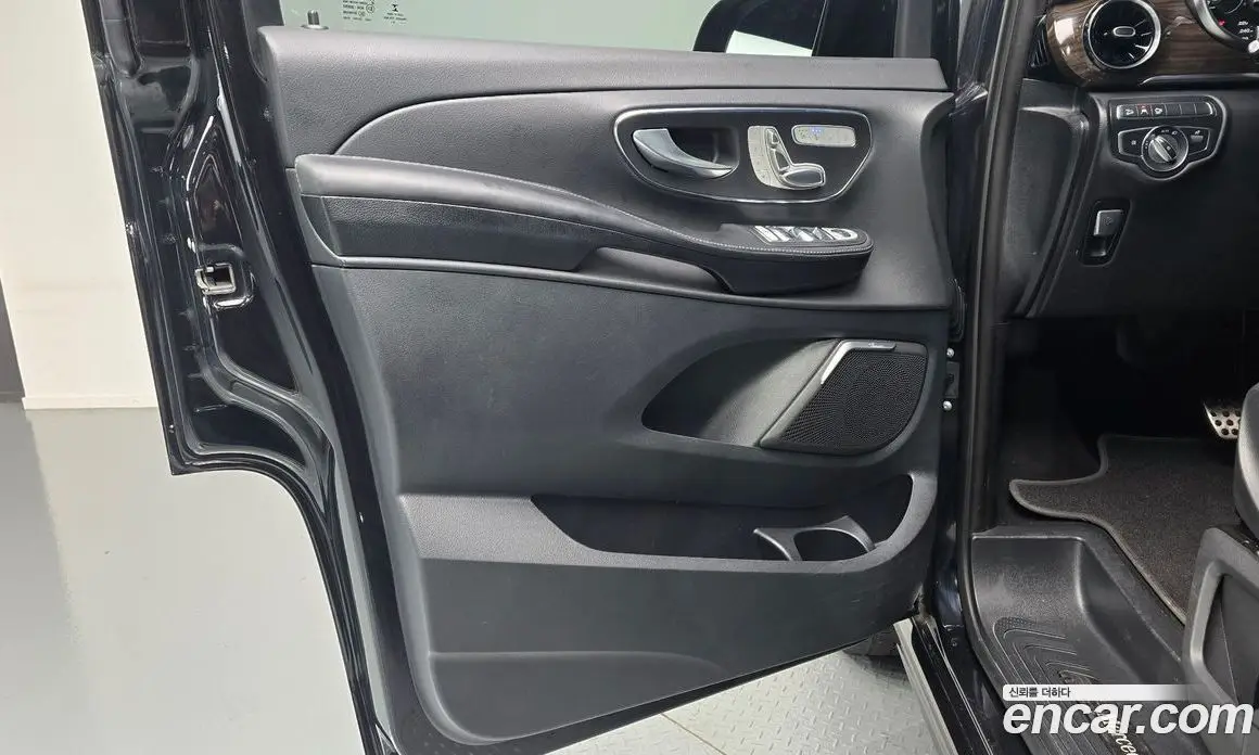 Mercedes-Benz V-Class 2021 1.9 АКПП, фото 14