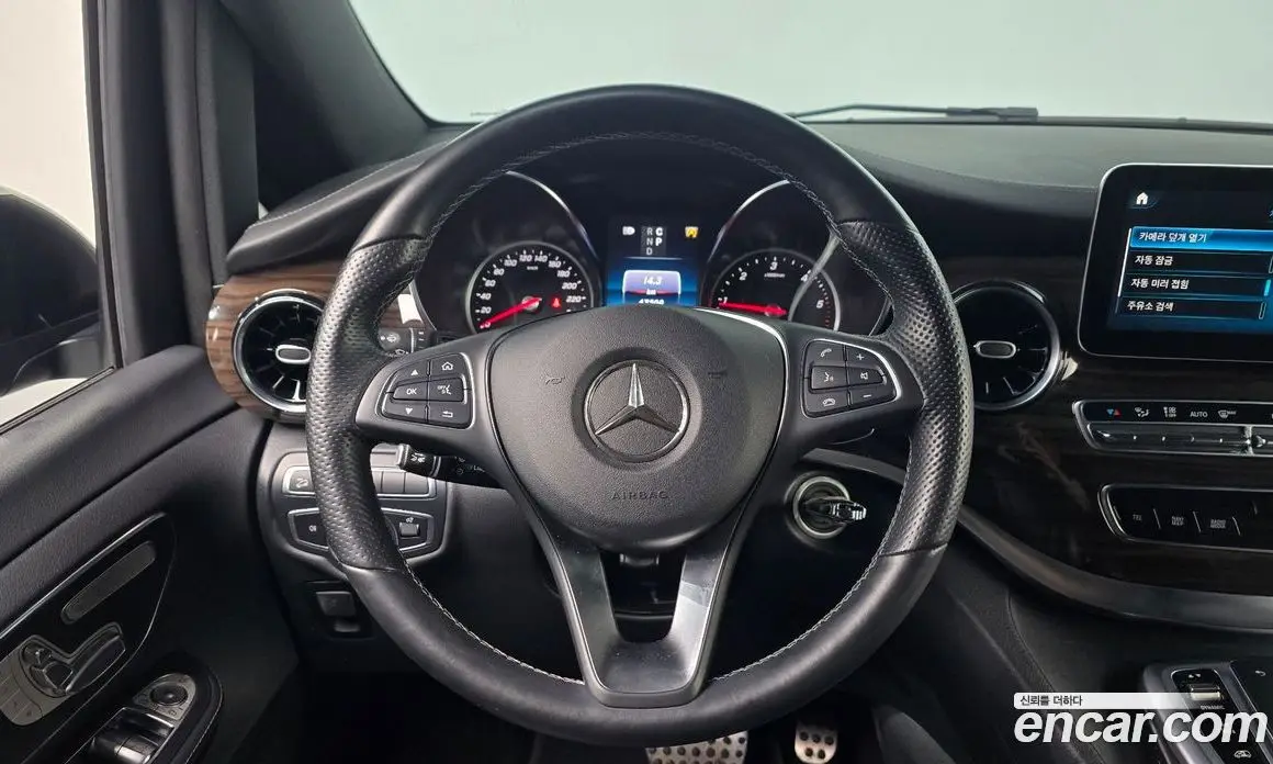 Mercedes-Benz V-Class 2021 1.9 АКПП, фото 19