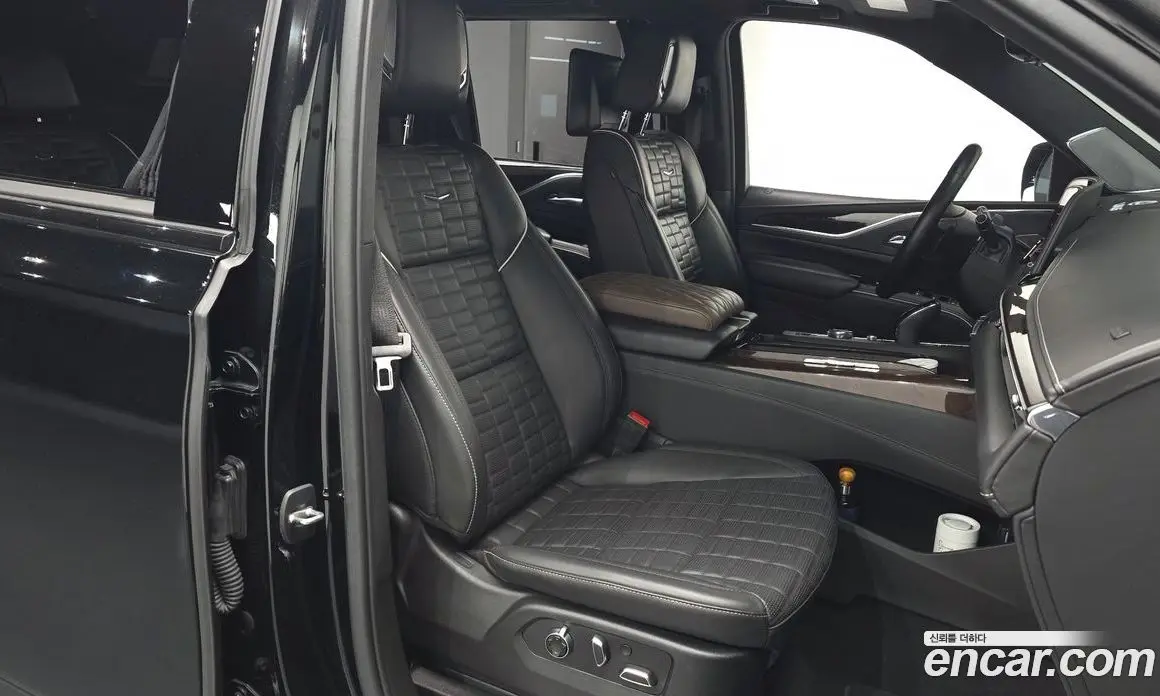 Cadillac Escalade 2021 6.2 АКПП, фото 11