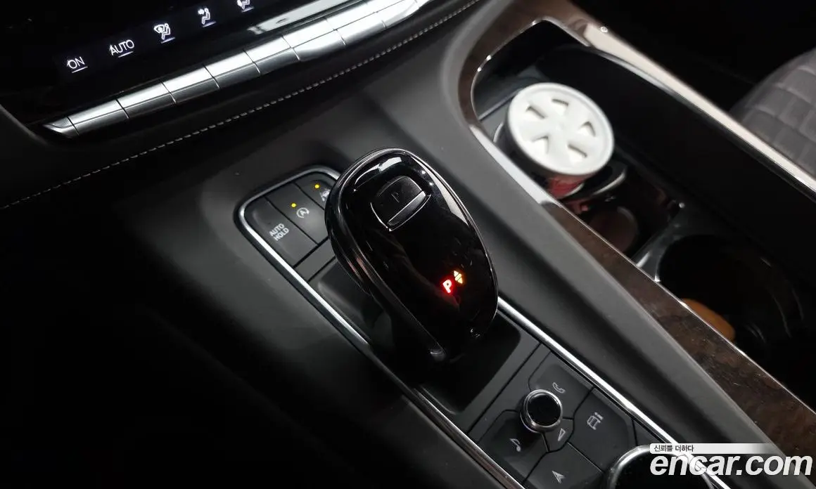 Cadillac Escalade 2021 6.2 АКПП, фото 9