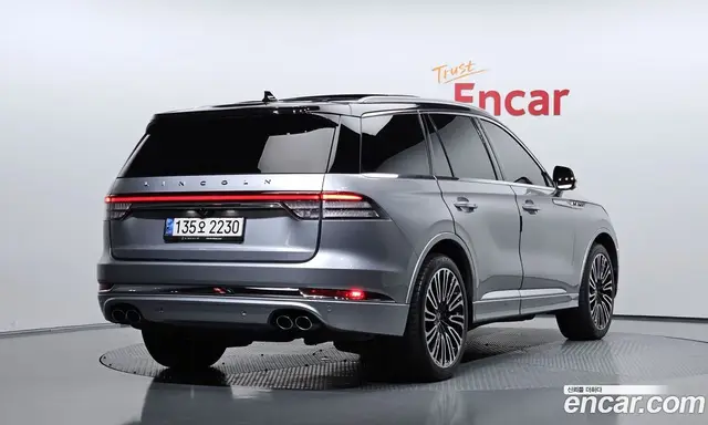 Lincoln Aviator, 2022, 112 305 км Lincoln Aviator, 2022, 112 305 км