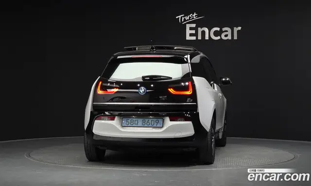 BMW i3 2020 0.1 АКПП, миниатюра 3 BMW i3 2020 0.1 АКПП, миниатюра 3