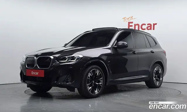 BMW iX3, 2024, 18 909 км