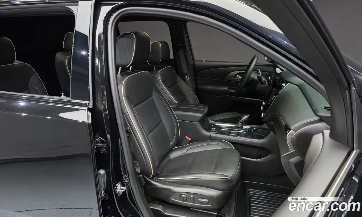 Chevrolet Traverse 2022 3.6 АКПП, фото 16