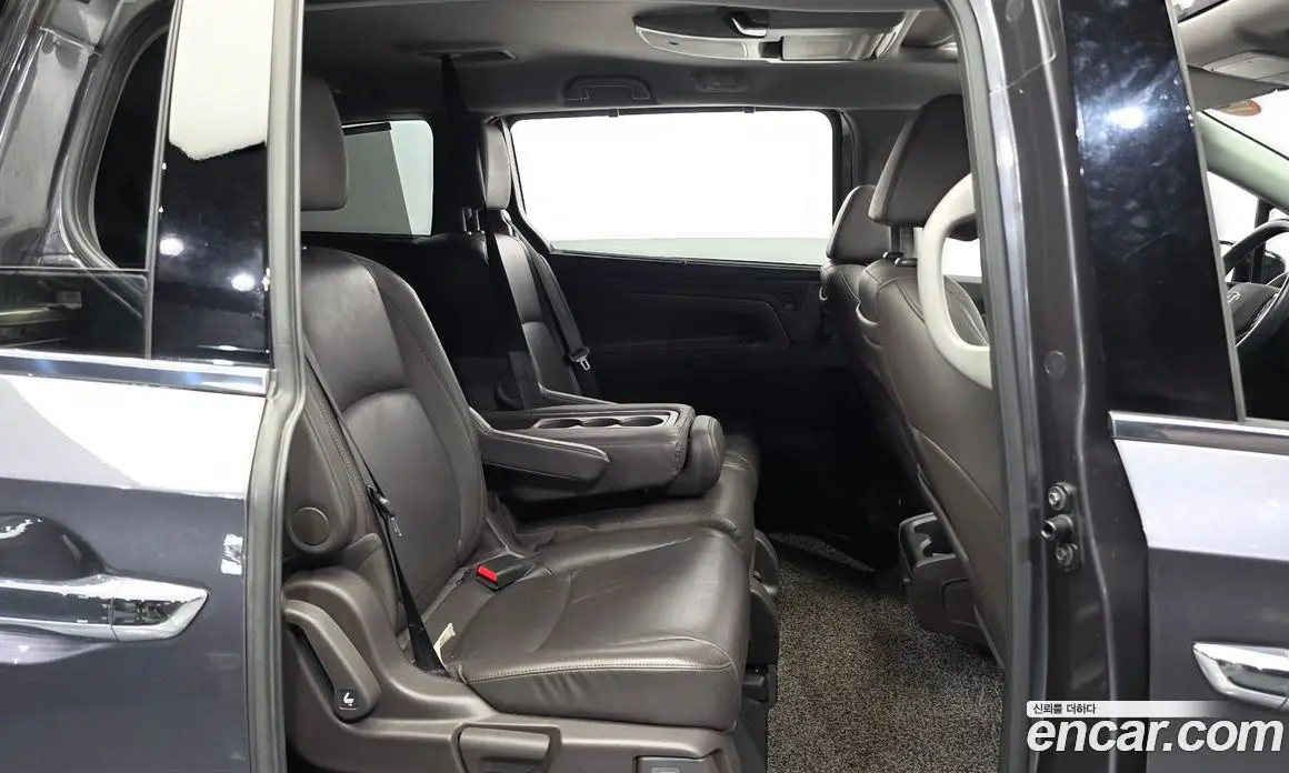 Honda Odyssey 2017 3.5 АКПП, фото 12 Honda Odyssey 2017 3.5 АКПП, фото 12