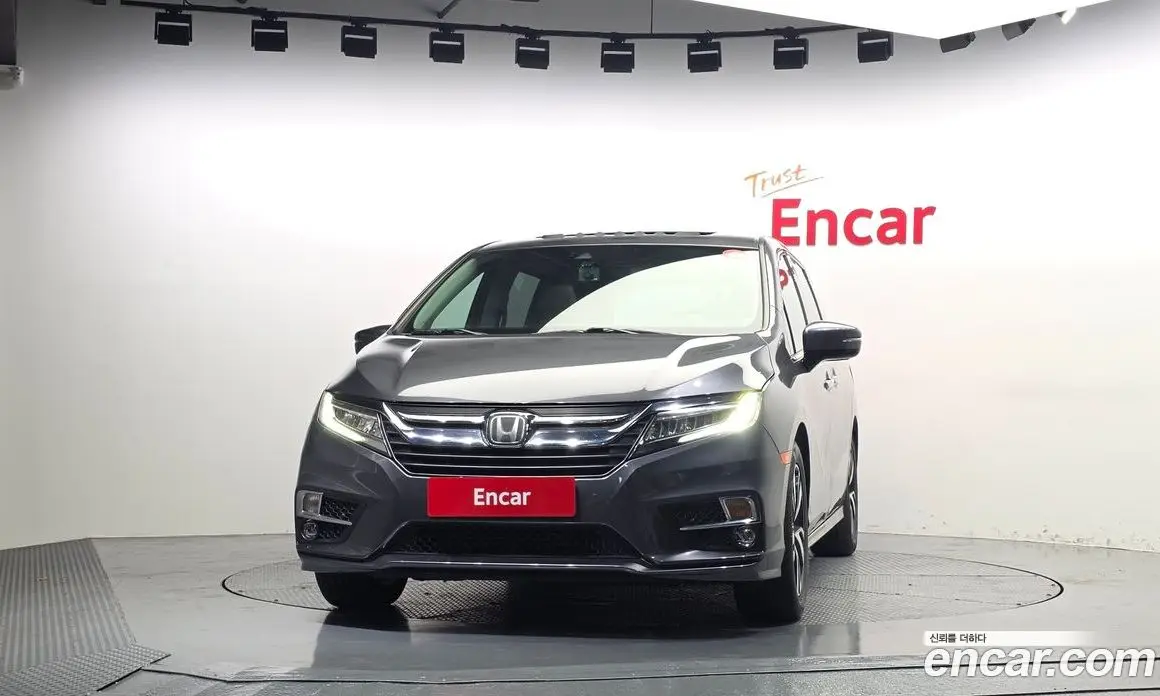 Honda Odyssey 2017 3.5 АКПП, фото 3 Honda Odyssey 2017 3.5 АКПП, фото 3