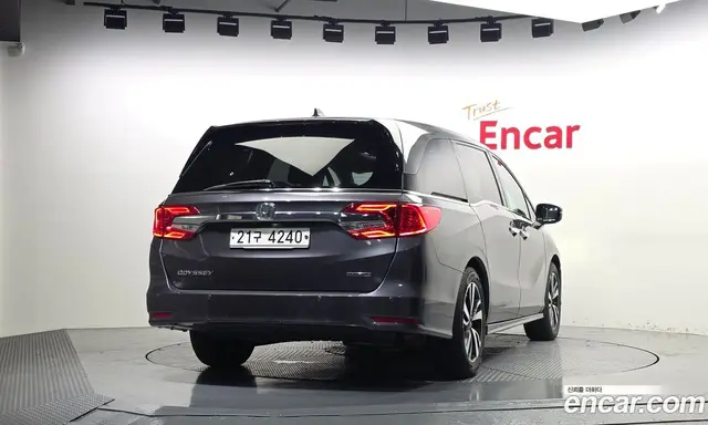 Honda Odyssey 2017 3.5 АКПП, миниатюра 4 Honda Odyssey 2017 3.5 АКПП, миниатюра 4
