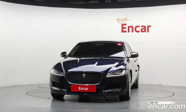 Jaguar XF 2018 2.0 АКПП, миниатюра 3 Jaguar XF 2018 2.0 АКПП, миниатюра 3