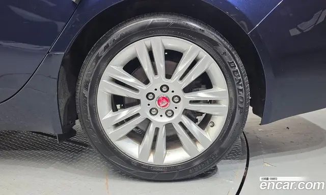 Jaguar XF 2018 2.0 АКПП, миниатюра 7 Jaguar XF 2018 2.0 АКПП, миниатюра 7
