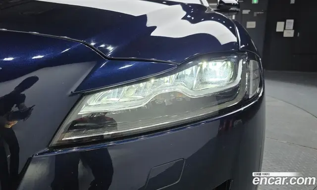 Jaguar XF 2018 2.0 АКПП, миниатюра 8 Jaguar XF 2018 2.0 АКПП, миниатюра 8