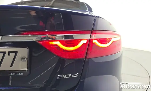 Jaguar XF 2018 2.0 АКПП, миниатюра 9 Jaguar XF 2018 2.0 АКПП, миниатюра 9
