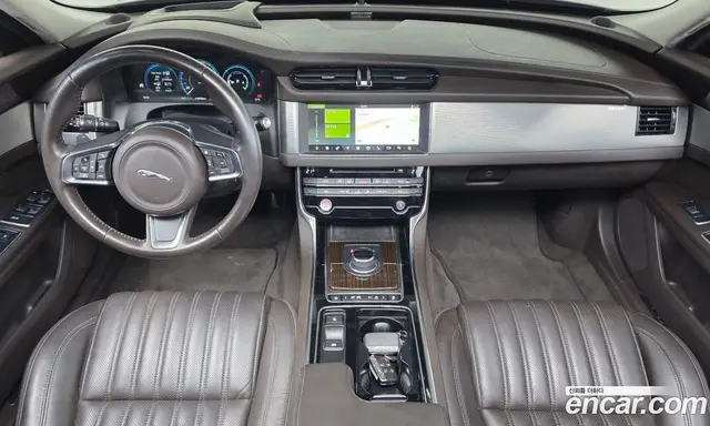 Jaguar XF 2018 2.0 АКПП, миниатюра 10 Jaguar XF 2018 2.0 АКПП, миниатюра 10