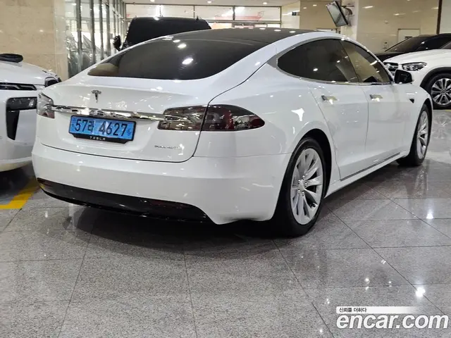 Tesla Model S 2020 1.0 АКПП, миниатюра 3 Tesla Model S 2020 1.0 АКПП, миниатюра 3