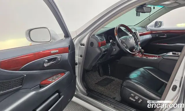 Lexus LS 2012 4.6 АКПП, миниатюра 9 Lexus LS 2012 4.6 АКПП, миниатюра 9