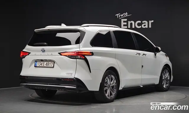 Toyota Sienna, 2022, 74 348 км Toyota Sienna, 2022, 74 348 км