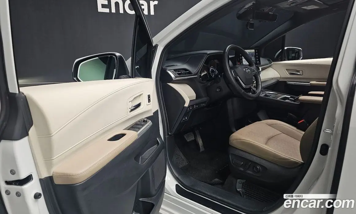 Toyota Sienna 2022 2.5 АКПП, фото 12