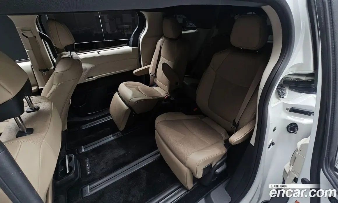 Toyota Sienna 2022 2.5 АКПП, фото 17