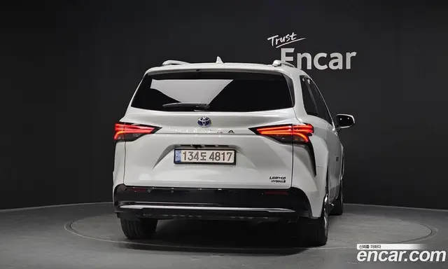 Toyota Sienna 2022 2.5 АКПП, миниатюра 3