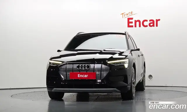 Audi e-tron 2021 0.2 АКПП, миниатюра 2 Audi e-tron 2021 0.2 АКПП, миниатюра 2
