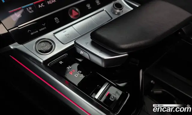 Audi e-tron 2021 0.2 АКПП, миниатюра 11 Audi e-tron 2021 0.2 АКПП, миниатюра 11