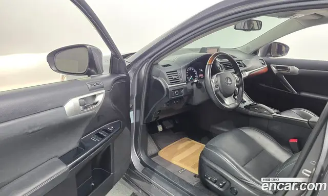Lexus CT200h 2011 1.8 АКПП, миниатюра 10
