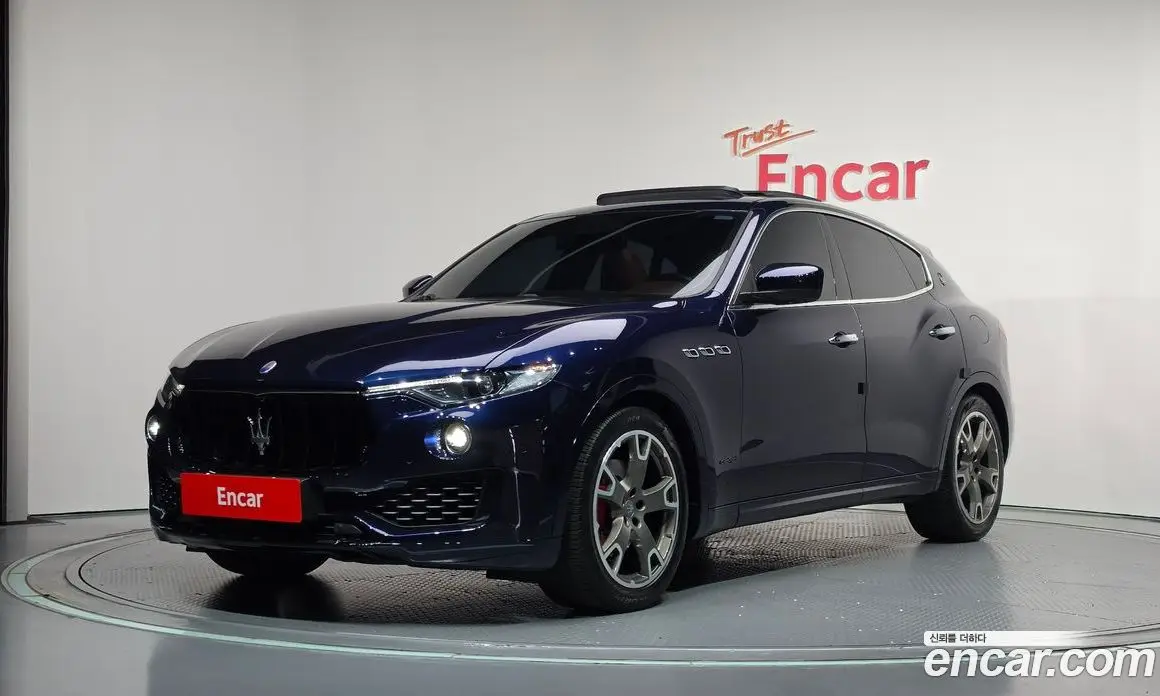 Maserati Levante 2017 3.0 АКПП, фото 1 Maserati Levante 2017 3.0 АКПП, фото 1